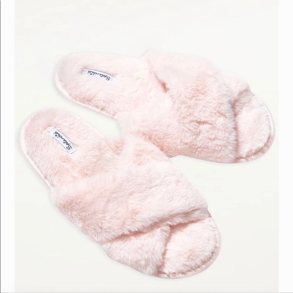 SPLENDID Faux Fur Pink Crisscross Slippers - Picture 3 of 6